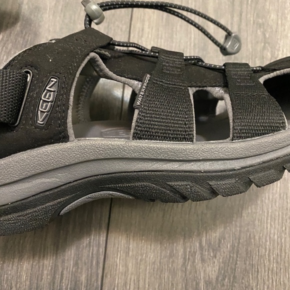 Keen Men's Newport H2 Sandals Size 8 - Picture 4 of 9